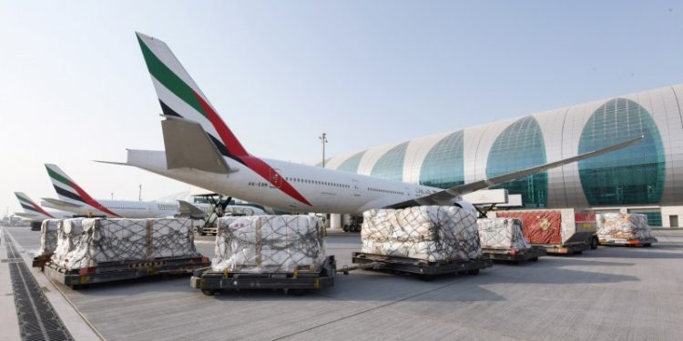 Emirates, yardım ulaştırmak için hava köprüsü kuruyor