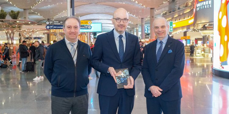 İGA İstanbul Havalimanı’na “Yılın Havalimanı” ödülü