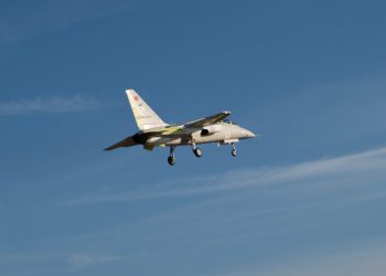 Hürjet ilk uçuşunu yaptı