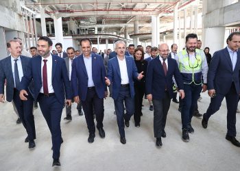 Bakan Uraloğlu, Çukurova Havalimanı açılışı için tarih verdi