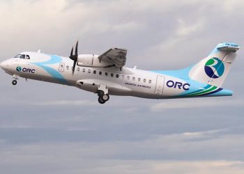 Kabini duman dolan yolcu uçağı acil iniş yaptı