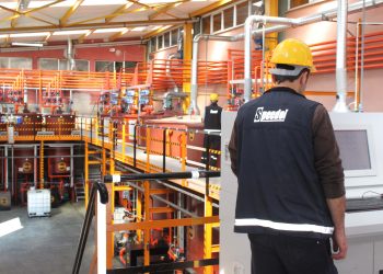 İlk uçak motorunun yerli ve milli yağı üretildi