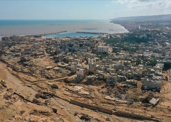 Libya Başbakanından ücretsiz uçak seferi düzenlenmesi talimatı