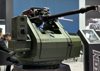 Türk savunma sanayisi, orta kalibre top üretiminde liderliğe oynuyor!