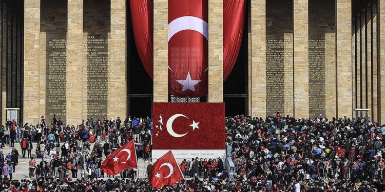 Cumhuriyet’in 100. yılı coşkuyla kutlanıyor!