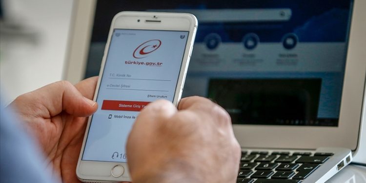 E-Devletten dijital devlete geçiş sancısı…