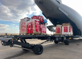 Türkiye, Gazze’ye 23 palet ilaç ve tıbbi malzeme yardımı