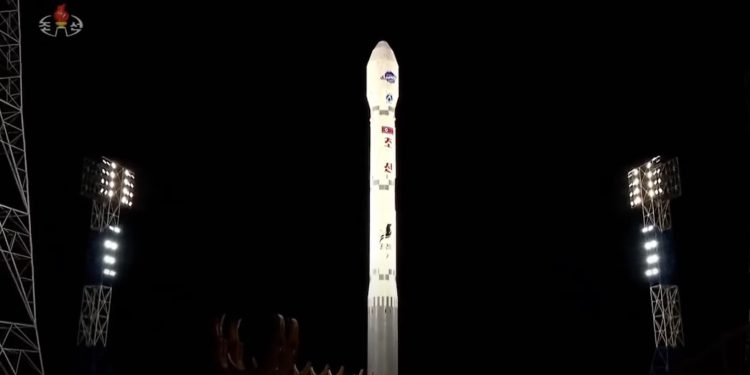 Kuzey Kore’den “uzaya daha fazla uydu gönderme” tehdidi