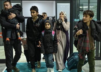 Gazze’den tahliye edilen 130 Türk vatandaşı İstanbul’a ulaştı