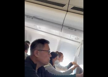 Çin’de yolcu uçağı motor arızası nedeniyle acil iniş yaptı