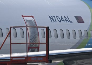 Boeing 737 MAX 9’daki kapı patlaması üretimi yavaşlattı