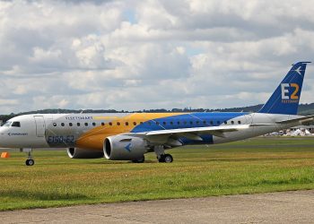 Fokker’ları E190-E2 ve A220 ile değiştirecek