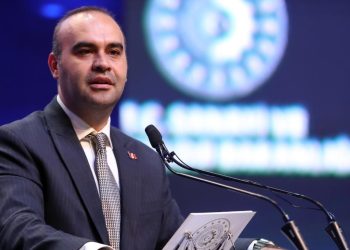 “Teknolojiyi kim geliştiriyorsa kuralları o koyacak”