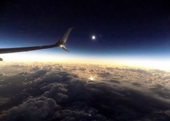 Güneş tutulması en iyi hangi uçuşta izlenir?