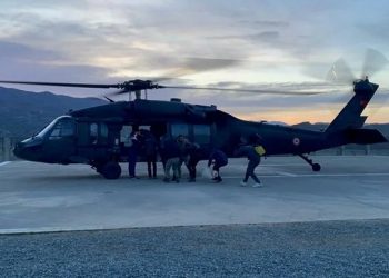 Oy pusulaları askeri helikoptere emanet!