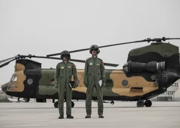 “Uçan kalelerin” deneyimli pilotları her göreve hazır