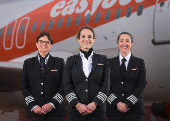 easyJet, 4 yılda 1000 yeni pilot yetiştirecek