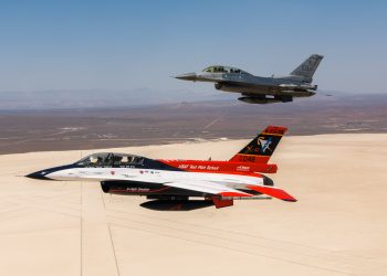 ABD’li Bakan yapay zekalı F-16 ile it dalaşına girdi!
