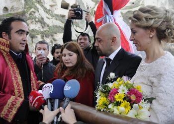 Çiftlerin ‘gökyüzünde nikah’a ilgisi artıyor