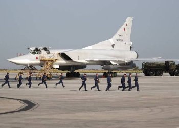 Rusya’dan şok iddia: “Bombardıman uçağımız kaçırılacaktı”