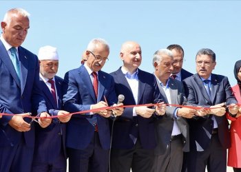 Bakanlar Uraloğlu ve Ersoy, Trabzon Havalimanı açılış törenine katıldı