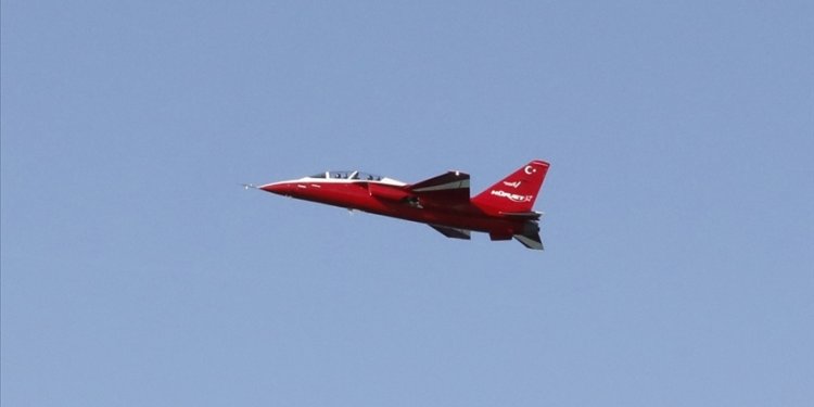 Yerli jet eğitim uçağı HÜRJET Mısır’da vitrine çıkacak