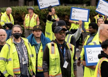 Boeing’de tarihi grev: 30 bin işçi iş bıraktı
