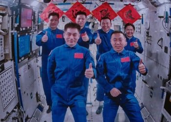 Çin’in yeni taykonot ekibi uzay istasyonuna ulaştı