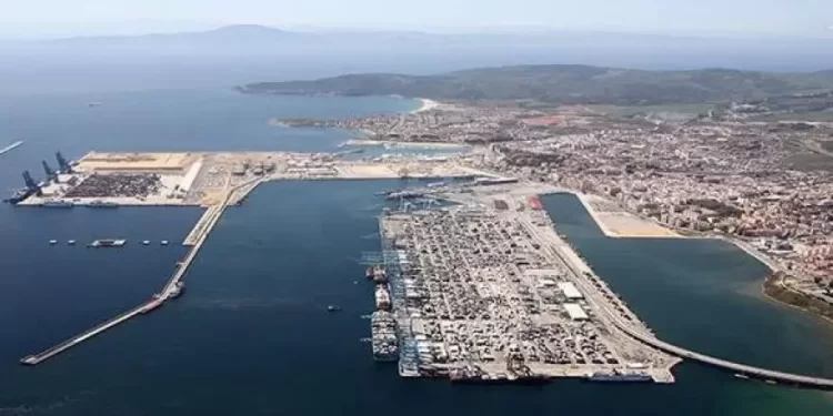 İspanya, İsrail’e silah taşıyan gemilere limanlarını kapattı