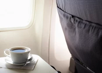 Sıcak çay kazası: Yolcu 5 milyon dolar tazminat istedi