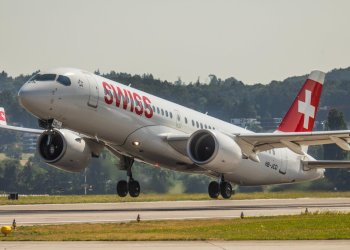 Swiss uçağında kabin duman doldu: 16 kişi hastanelik oldu