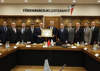 Ticaret Bakanı Ömer Bolat’tan TUSAŞ’a ziyaret