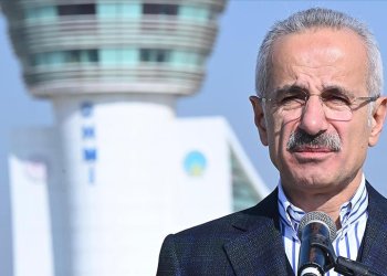 İstanbul ile Dalaman havalimanlarında hava trafiği milli “İRADE” yazılımıyla kontrol edilecek