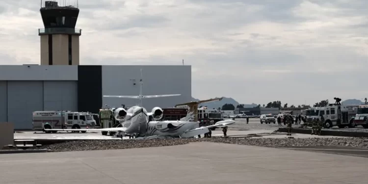 İş jeti inişte pistten çıktı başka jete çarptı: 1 ölü