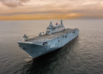 Çin basını: Türkiye, çift “uçak gemisi” kulübüne giriyor