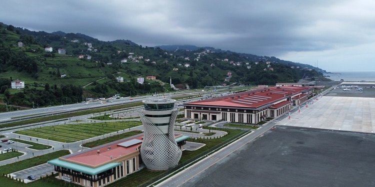 Rize-Artvin Havalimanı’na ikinci ‘ILS’ kuruldu