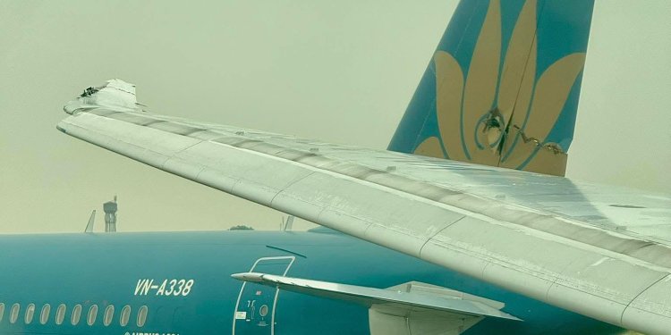 Çarpışma sonrası 4 pilot görevden alındı!