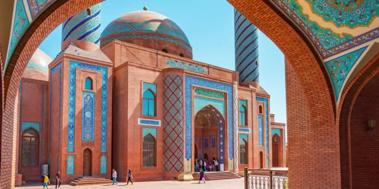 Azerbaycan’ın turizm sektörü 2025’te güçlü büyüyecek