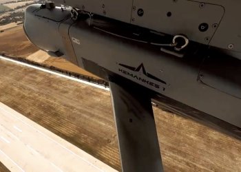 AKINCI, KEMANKEŞ ile hava hedefini vurdu