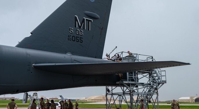 ABD B-52 bombardıman uçaklarını Guam’a konuşlandırdı