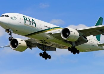 PIA, İngiltere uçuşlarına geri dönüyor