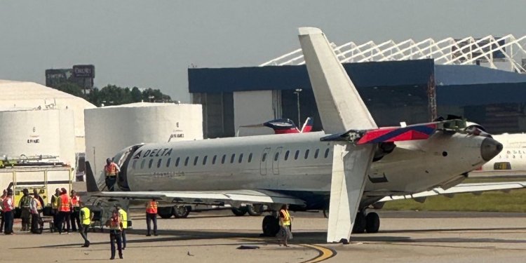 Delta B757 Atlanta’da kanat çarpışması yaşadı