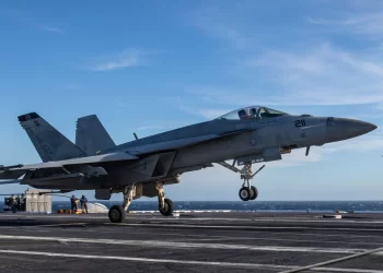 ABD’de bir savaş uçağı daha düştü: Pilot sağ kurtuldu