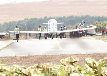 Antalya’dan havalanan uçak Hezarfen’e acil iniş yaptı