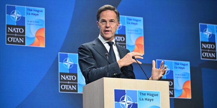 NATO’dan Rusya-Çin uyarısı: “Orduları hızla güçleniyor”