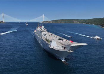 TCG Anadolu, TEKNOFEST kapsamında Boğaz geçişini tamamladı