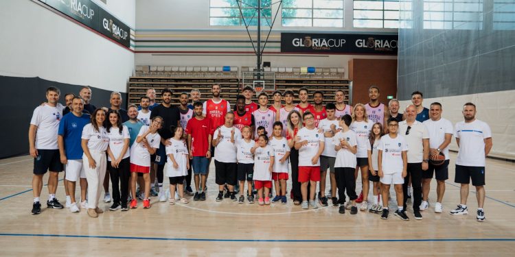 Corendon ve ZİÇEV’den Anadolu Efes’e ziyaret