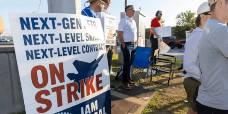 Boeing grevinde sendika yeni sözleşme teklifini oylayacak