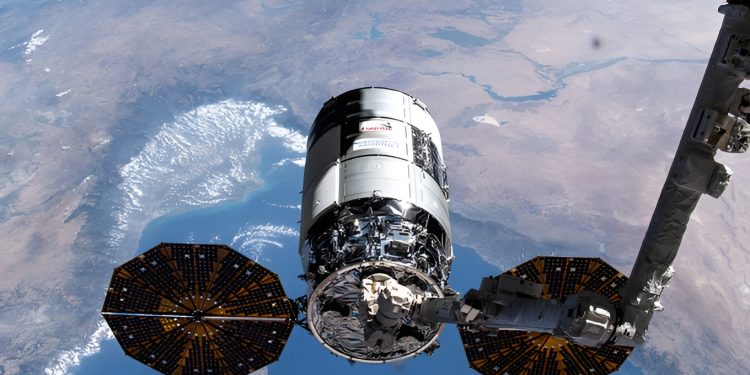 Northrop’un uzay kargo aracı ilk NASA görevinde sorun çıkardı
