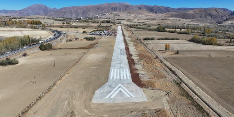 Nuri Demirağ’ın kurduğu Divriği Havalimanı yeniden açıldı